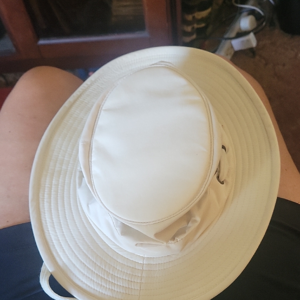 Tilley Elegant Cream Outdoor Hat